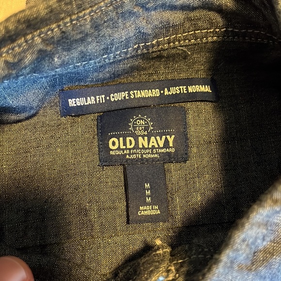 Old Navy Chambray Work Shirt - Picture 7 of 9